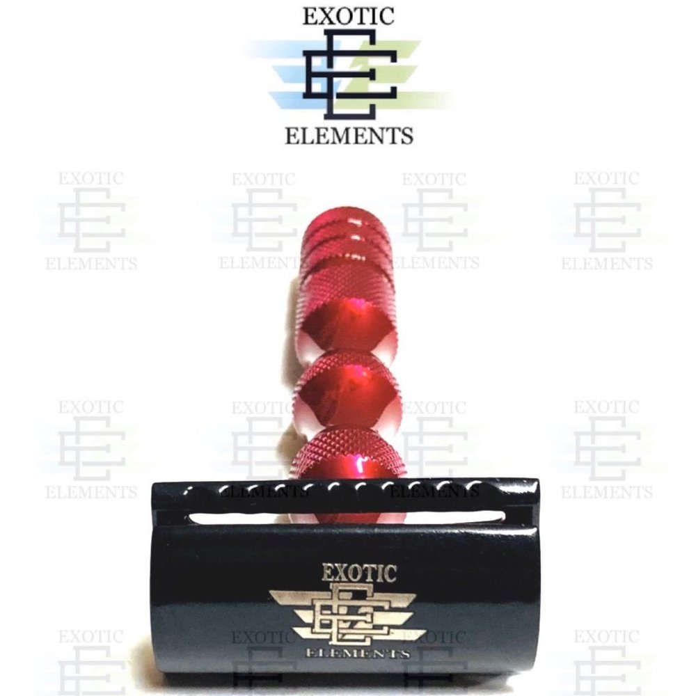 *Back in Stock* Stainless Steel Red Shaving Razor